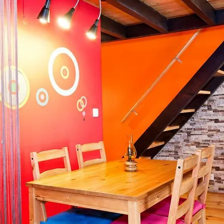 No Coracao De Alfama